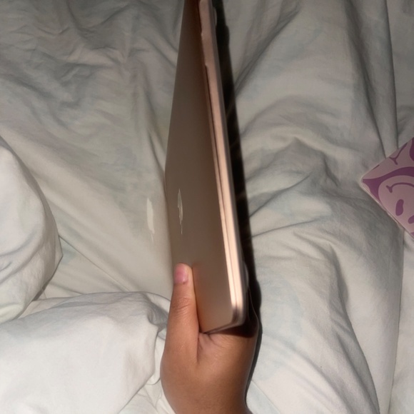 Macbook air - Picture 2 of 8